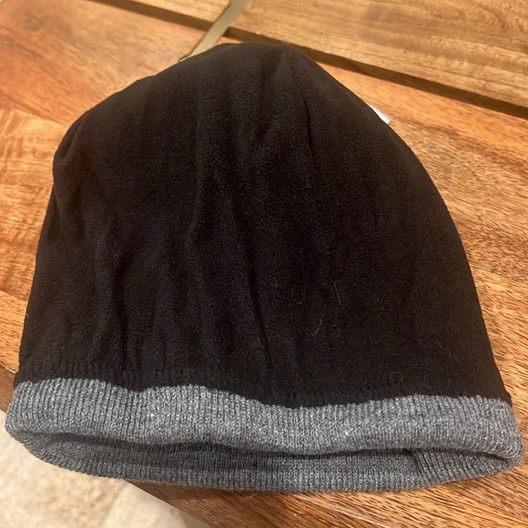 NWT Manzanita Apparel Gray Lake Arrowhead Beanie with Cozy Fleece Lining - Picture 4 of 5